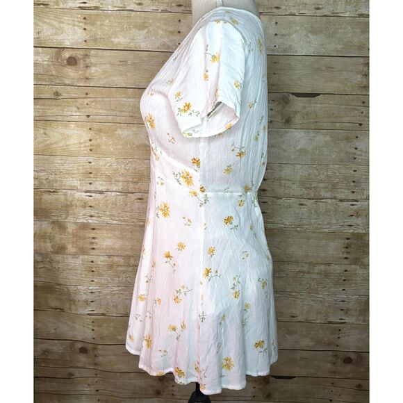 LOTTIE MOSS DEEP PLUNGE CASUAL WILDFLOWER COUNTRY ULTRA MINI DRESS SIZE MEDIUM - Picture 2 of 3